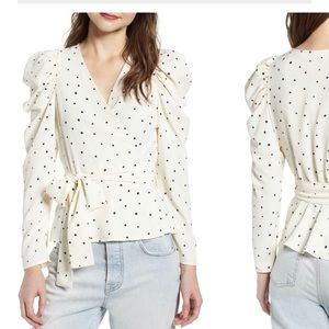 ASTR the Label Puff Sleeve Top